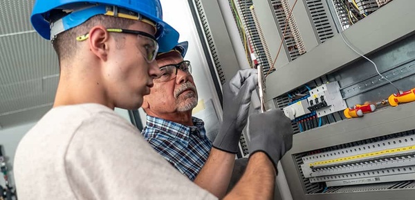 Ausbildung bei Elektro- und Fernsehtechnik Heid in Neunkirchen am Brand