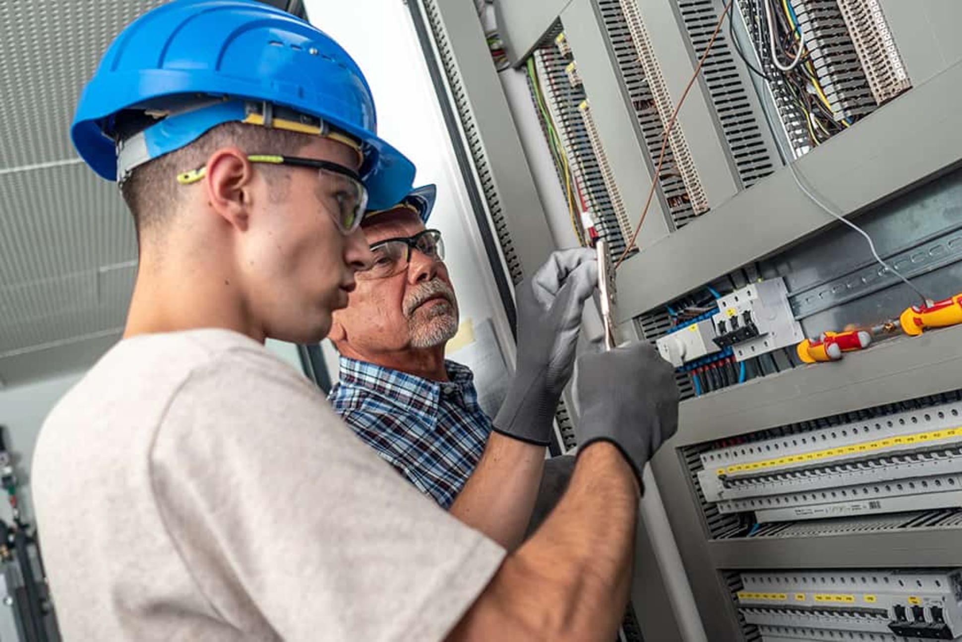 Ausbildung bei Elektro- und Fernsehtechnik Heid in Neunkirchen am Brand