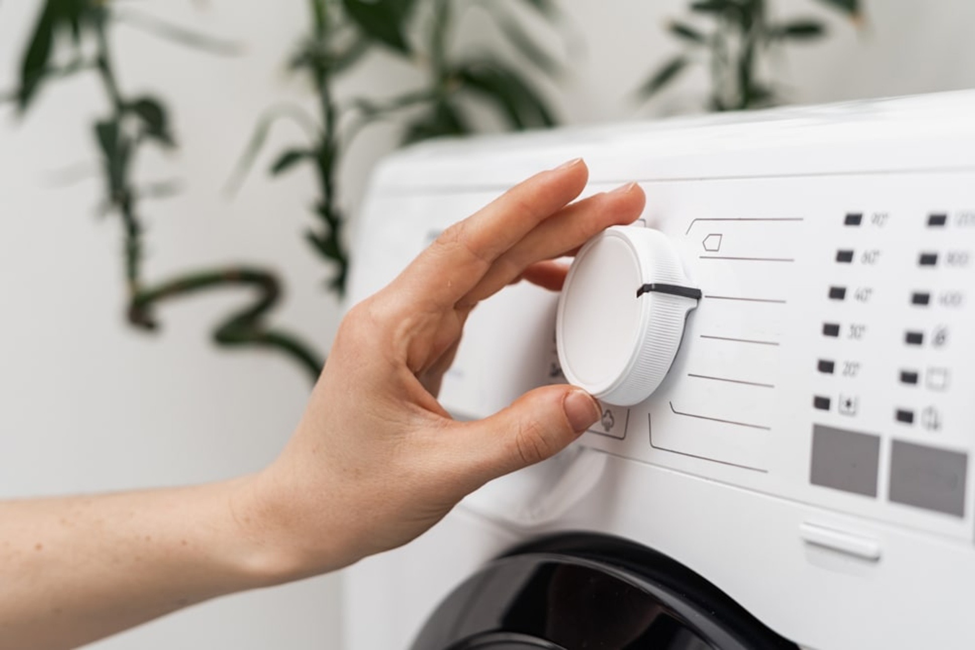 Hausgeräte bei Elektro- und Fernsehtechnik Heid in Neunkirchen am Brand